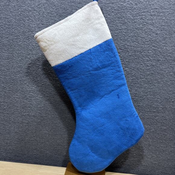 Christmas Gemmy Musical Plush Stocking Disney Mickey & Minnie - Read - Picture 4 of 9